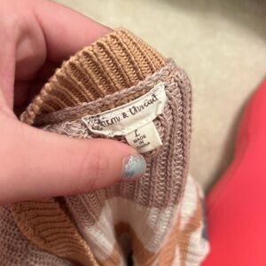 Hem & Thread Multicolor Crew Neck Sweater